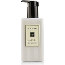 Peony & Blush Suede ķermeņa losjons 250 ml