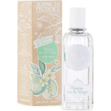 Jeanne En Provence Proch&aacute;zka jabloňov&yacute;m sadem EDP