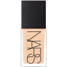 NARS Light Reflecting Advanced Skincare tonālais krēms, vidēja segtspēja, dabisks finišs