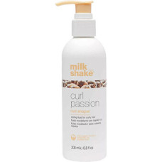 Milk Shake Curl Passion Curl Shaper - Fluid pro kudrnat&eacute; a vlnit&eacute; vlasy