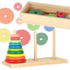 Koka piramīda ar pamatnes torni varavīksnes šķirotājs