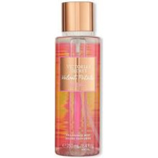 Victoria&acute;s Secret Velvet Petals Heat Body Spray