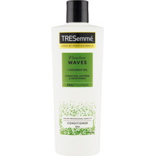 Tresemm&eacute; Flawless Waves Conditioner - Kondicion&eacute;r pro vlnit&eacute; vlasy