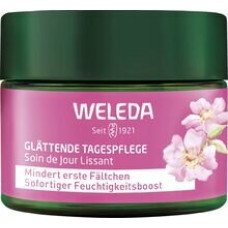 Savilcojoša dienas krēms ar savvaļas rožu un baltajiem tējas lapām (Gludinošs dienas krēms) 40 ml
