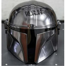 Viduslaiku mandaloriešu bruņu ķivere